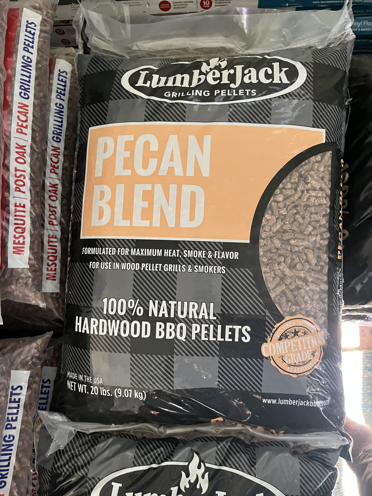 LumberJack Pecan Blend grilling pellets